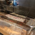 参宮橋 あさや - 火入れ中の鰻