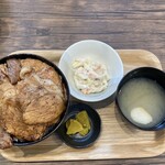 えべつ炭火豚丼 にじの屋 - 