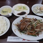 川城 - ・「ニラレバランチ(¥1000)」