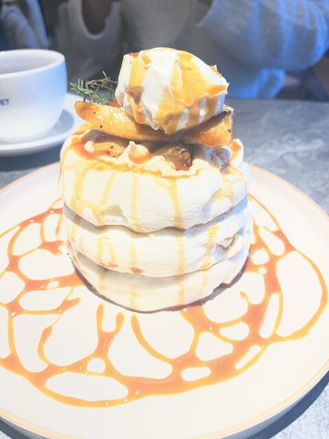 512 CAFE & GRILL （ゴーイチニ）のご予約 - 乃木坂/カフェ | 食べログ