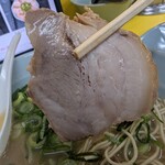 味心 - 美しいチャーシューの脂が旨い♪