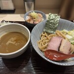 長男、もんたいちお - つけ麺