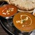 居酒屋インドカレー アジア料理チャンドラマ - 料理写真:左:バターチキンカレー、右:エビカレー