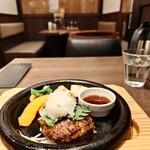 あっとバーグ 新瑞橋店 - 