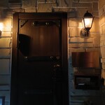 横浜馬車道 旬の肉料理イタリアン オステリア・アウストロ - 外観