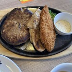 ステーキのどん 幸手店 - 火曜日の日替わりトリプルコンボ