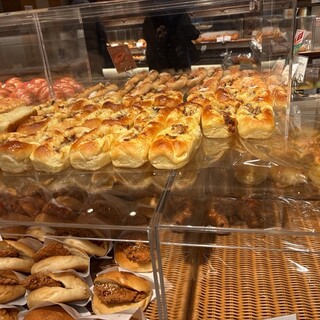 デリカフェ・キッチン オオサカ ミドウ_1