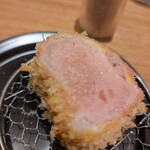 とんかつ成蔵 - とてもジューシー