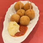 ロス・レイエス・マーゴス - 