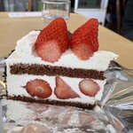セレクト - チョコレートストロベリーショートケーキ