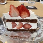 セレクト - チョコレートストロベリーショートケーキ