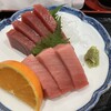 まる信 食堂