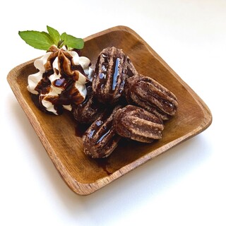 Quebom! SANDWICH STAND_2