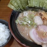 ラーメン麺や - 料理写真: