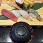 沼津魚がし鮨 流れ鮨 - 料理写真: