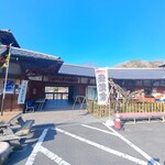 湖畔の里つきがせ - 建物の外観