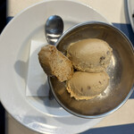 PIZZERIA MAR-DE NAPOLI - 栗ジェラート、こちらはクッキーもマロン味、Delicioso 