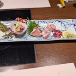 博多水炊き・鶏すき鍋 西新初喜 - 鶏刺身盛り合わせ