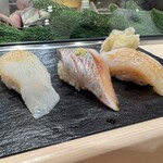 札幌魚河岸 五十七番寿し - 真いか、にしん、平目