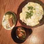 りょうりや 御旅屋 - 氷魚の卵とじ