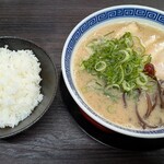 ラーメン虎と龍 - 料理写真: