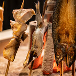 炉端にのいち - 旬の鮮魚を囲炉裏で丁寧に焼き上げます