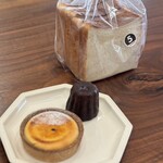 パンのトラ 志段味店 - 角食パン、カヌレ、チーズタルト