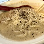 中国料理 温故知新 - 粉チーズ&ブラックペッパーで味変