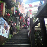 九份阿妹茶酒館 - 店舗近くの階段