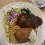 洋食　こばやし - ほろ苦のデミグラスソースも旨し！