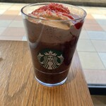 スターバックスコーヒー - ドリンク写真:カカオ&ストロベリームースフラペチーノ