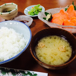 郷土料理　奈辺久 - にじます刺身定食 (¥1260)