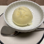 西村屋　本館 - 