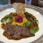 炭焼きお肉とスパイス みとなる - 