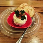 +MINA COCO - クリームチーズと鯛ワタの酒盗ディップ