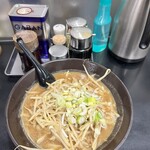 中国手打拉麺 馬賊 日暮里店 - 