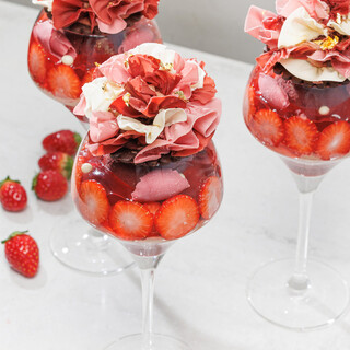 ＊期間限定パフェ＊