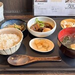 どて煮やよい - 