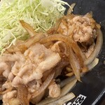 伝説のすた丼屋 - 料理写真:生姜焼き（UP）