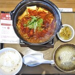 やよい軒 - 料理写真:痺辛・麻辣火鍋定食