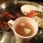 Bistro ひつじや - アラビアのシシカバブセット420円