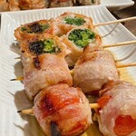 炭火野菜巻き串と餃子 博多うずまき - 