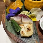 串揚げ キュイジーヌ･ド･オオサカ - 五島のしめ鯖（岩塩と荒削り本わさび）