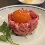 小川亭 とらちゃん - ユッケ 子供たちも大好き
