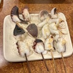 ひげ勝 - たこ（焼）、げそ（焼）