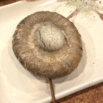 ひげ勝 - しいたけ。肉厚、高い