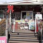 カフェ ステイゴールド - 店先。