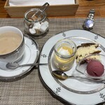 Talpa - デザート盛合せ＆カフェオレ