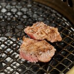 和牛とタン 焼肉 とみ - 