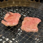 和牛とタン 焼肉 とみ - 